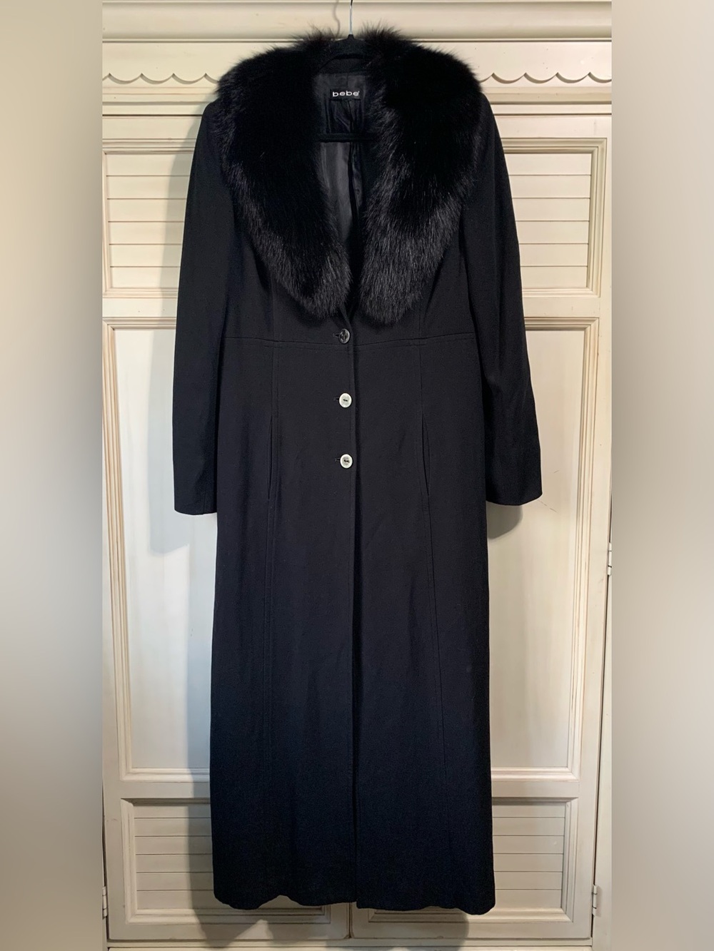 Bebe Black Full Length Jacket With Faux Fur Trim Women’s Size Large Long Coat